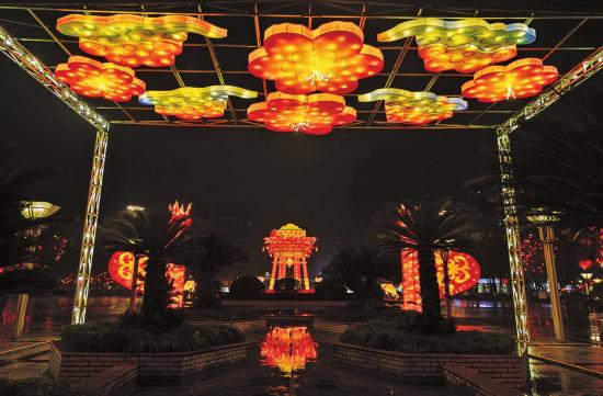 《丹阙祥云·灯火长明》灯组。